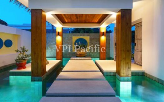 Luxury Balinese Pool Villa Joa